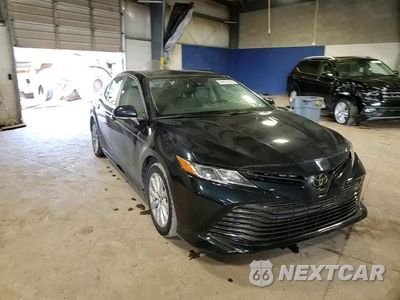 Zdjęcie 13 z 15 samochodu: 2019 TOYOTA CAMRY L VIN:4T1B11HK4KU722788 - miniatura