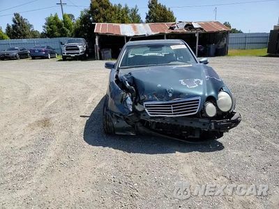 Zdjęcie 11 z 14 samochodu: 2000 MERCEDES-BENZ E 320 VIN:WDBJF65J1YB151080 - miniatura