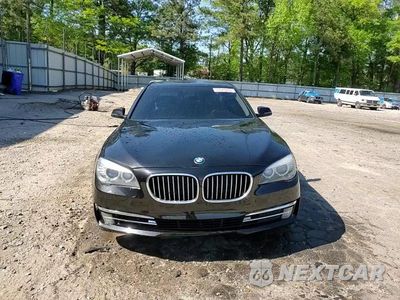 Zdjęcie 13 z 14 samochodu: 2014 BMW 740 LI VIN:WBAYE4C56ED138514 - miniatura