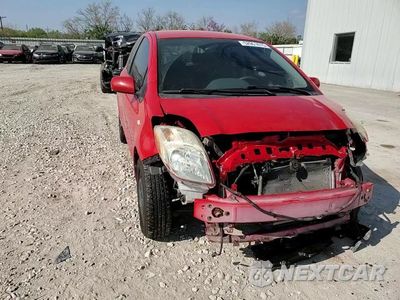 Zdjęcie 11 z 14 samochodu: 2008 TOYOTA YARIS VIN:JTDJT923X85155371 - miniatura