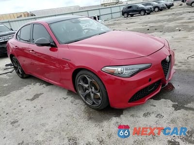 Zdjęcie 13 z 14 samochodu: 2023 ALFA ROMEO GIULIA TI VIN:ZARFANBNXP7668103 - miniatura