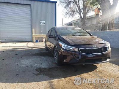 Zdjęcie 10 z 14 samochodu: 2017 KIA FORTE LX VIN:3KPFL4A78HE145410 - miniatura