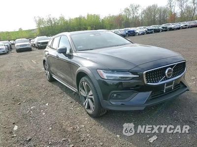 Zdjęcie 13 z 14 samochodu: 2024 VOLVO V60 CROSS COUNTRY PLUS VIN:YV4L12WY5R2137629 - miniatura
