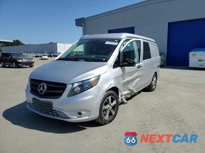 Zdjęcie 10 z 15 samochodu: 2017 MERCEDES-BENZ METRIS VIN:WD3PG2EA3H3270612 - miniatura