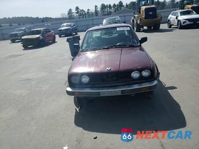 Zdjęcie 13 z 14 samochodu: 1987 BMW 325 BASE VIN:WBAAB5403H9697819 - miniatura