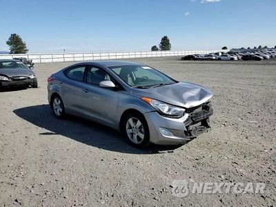 Zdjęcie 11 z 14 samochodu: 2013 HYUNDAI ELANTRA GLS VIN:KMHDH4AE2DU735374 - miniatura