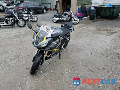 Zdjęcie 10 z 10 samochodu: 2023 HONDA CBR500 RA VIN:MLHPC6257P5400391 - miniatura