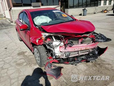 Zdjęcie 10 z 13 samochodu: 2013 TOYOTA PRIUS C VIN:JTDKDTB31D1542391 - miniatura