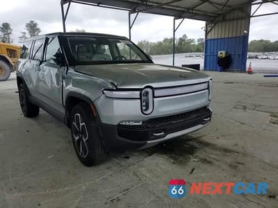 Zdjęcie 12 z 15 samochodu: 2023 RIVIAN R1S ADVENTURE VIN:7PDSGABA2PN006517 - miniatura