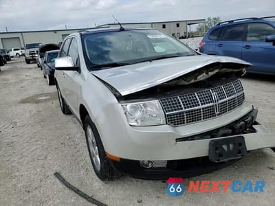 Zdjęcie 12 z 15 samochodu: 2007 LINCOLN MKX VIN:2LMDU88C07BJ31800 - miniatura