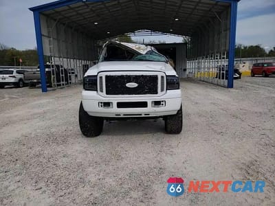 Zdjęcie 14 z 14 samochodu: 2000 FORD EXCURSION XLT VIN:1FMSU41FXYED45649 - miniatura