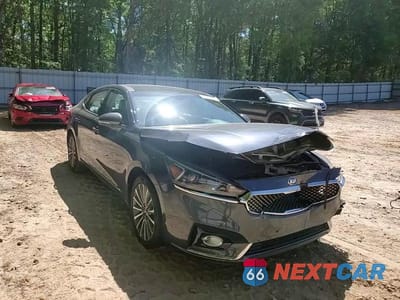 Zdjęcie 10 z 14 samochodu: 2017 KIA CADENZA PREMIUM VIN:KNALC4J15H5041903 - miniatura
