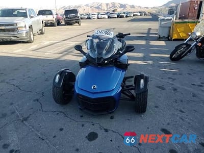 Zdjęcie 10 z 10 samochodu: 2019 CAN-AM SPYDER ROADSTER F3-S VIN:2BXRDDD26KV000339 - miniatura