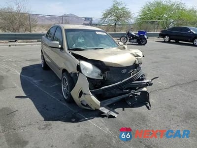 Zdjęcie 13 z 14 samochodu: 2007 KIA RIO BASE VIN:KNADE123776232938 - miniatura