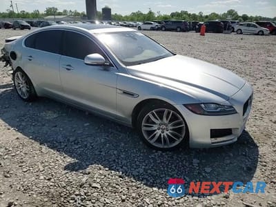 Zdjęcie 10 z 14 samochodu: 2016 JAGUAR XF PRESTIGE VIN:SAJBK4BVXGCY11401 - miniatura