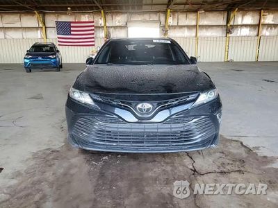 Zdjęcie 11 z 14 samochodu: 2019 TOYOTA CAMRY L VIN:4T1B11HKXKU767055 - miniatura