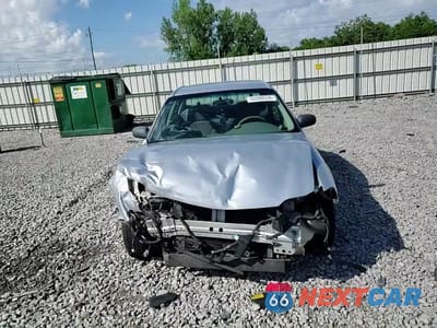 Zdjęcie 10 z 15 samochodu: 2002 CHEVROLET MALIBU VIN:1G1ND52J52M638097 - miniatura