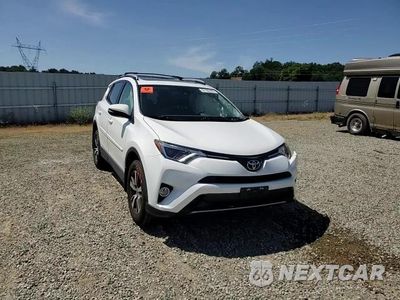 Zdjęcie 15 z 16 samochodu: 2017 TOYOTA RAV4 XLE VIN:JTMWFREV4HJ715662 - miniatura