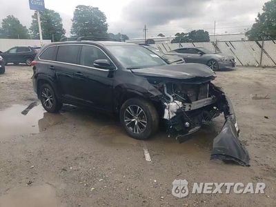 Zdjęcie 14 z 16 samochodu: 2018 TOYOTA HIGHLANDER LE VIN:5TDBZRFH7JS852053 - miniatura