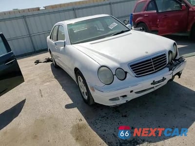 Zdjęcie 13 z 14 samochodu: 2000 MERCEDES-BENZ E 320 VIN:WDBJF65JXYB094507 - miniatura