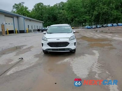 Zdjęcie 14 z 16 samochodu: 2020 FORD ESCAPE SE VIN:1FMCU9G69LUA13970 - miniatura