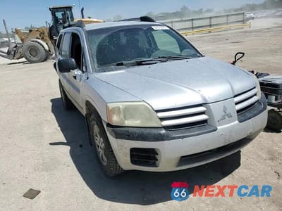 Zdjęcie 14 z 15 samochodu: 2004 MITSUBISHI ENDEAVOR LS VIN:4A4MN21S54E138777 - miniatura