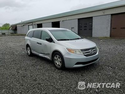 Zdjęcie 14 z 15 samochodu: 2011 HONDA ODYSSEY LX VIN:5FNRL5H21BB007027 - miniatura