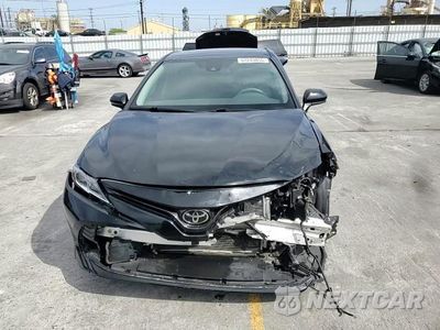 Zdjęcie 13 z 15 samochodu: 2020 TOYOTA CAMRY LE VIN:4T1C11AK6LU981914 - miniatura
