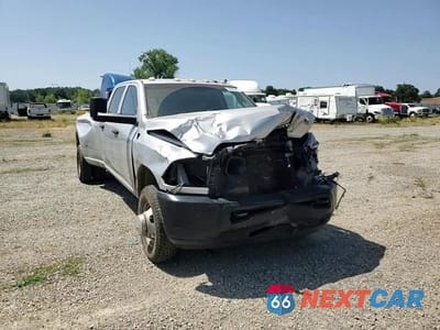 Zdjęcie 14 z 15 samochodu: 2014 RAM 3500 ST VIN:3C63RRGL6EG216131 - miniatura
