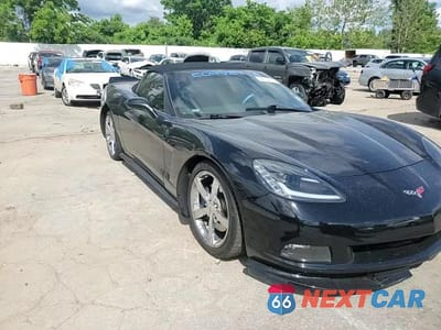 Zdjęcie 13 z 14 samochodu: 2010 CHEVROLET CORVETTE VIN:1G1YE3DW3A5105259 - miniatura