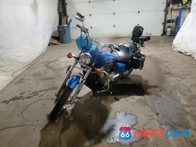 Zdjęcie 8 z 8 samochodu: 2008 HONDA VT750 C2F VIN:JH2RC53438M101376 - miniatura