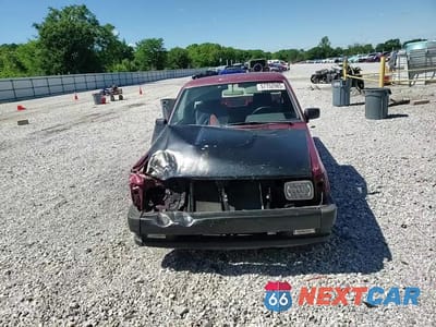 Zdjęcie 13 z 14 samochodu: 1993 MAZDA B2200 SHORT BED VIN:JM2UF1130P0370126 - miniatura