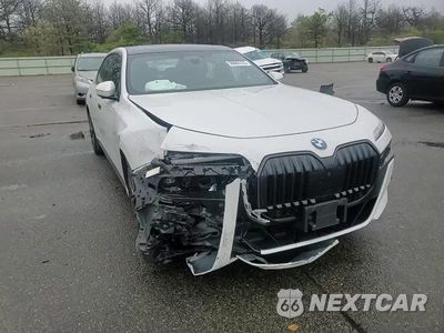 Zdjęcie 13 z 14 samochodu: 2024 BMW 760 XI VIN:WBA33EJ05RCR10400 - miniatura