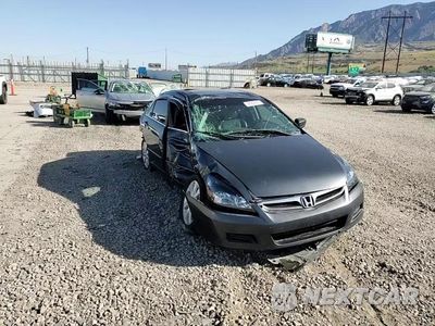 Zdjęcie 13 z 13 samochodu: 2006 HONDA ACCORD EX VIN:1HGCM66836A073305 - miniatura