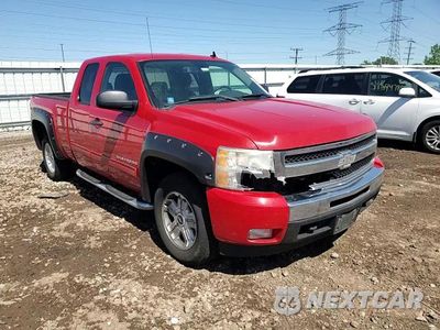 Zdjęcie 13 z 14 samochodu: 2011 CHEVROLET SILVERADO K1500 LT VIN:1GCRKSE34BZ437997 - miniatura