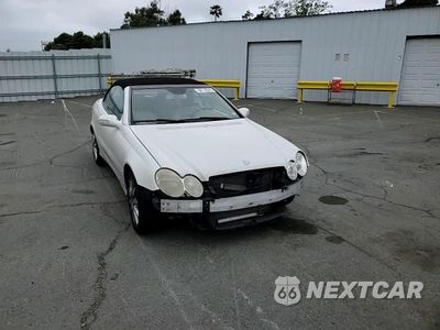 Zdjęcie 13 z 14 samochodu: 2007 MERCEDES-BENZ CLK 350 VIN:WDBTK56F27F215661 - miniatura