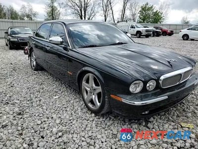 Zdjęcie 14 z 15 samochodu: 2005 JAGUAR SUPER V8 VIN:SAJWA82BX5TG48055 - miniatura