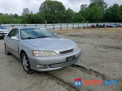 Zdjęcie 13 z 14 samochodu: 2001 LEXUS ES 300 VIN:JT8BF28G410325142 - miniatura