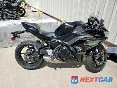 Zdjęcie 10 z 10 samochodu: 2025 KAWASAKI EX650 R VIN:ML5EXER19SDAE7445 - miniatura