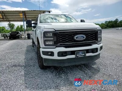 Zdjęcie 13 z 14 samochodu: 2024 FORD F250 SUPER DUTY VIN:1FT8W2BTXREF73413 - miniatura