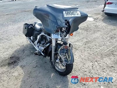 Zdjęcie 10 z 10 samochodu: 2006 HARLEY-DAVIDSON FLHXI VIN:1HD1KBW116Y665699 - miniatura