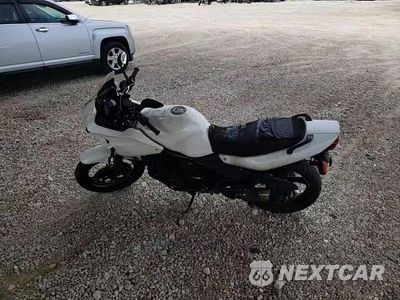 Zdjęcie 10 z 10 samochodu: 1998 YAMAHA XJ600 S VIN:JYA4DUE0XWA069993 - miniatura