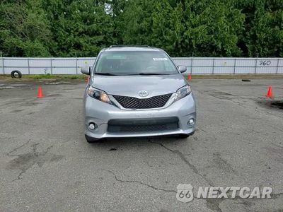 Zdjęcie 13 z 14 samochodu: 2014 TOYOTA SIENNA SPORT VIN:5TDXK3DC1ES457564 - miniatura