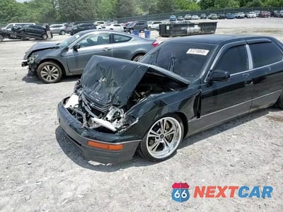 Zdjęcie 13 z 14 samochodu: 1995 LEXUS LS 400 VIN:JT8UF22E4S0034917 - miniatura
