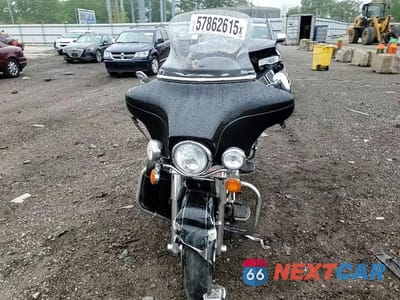 Zdjęcie 9 z 9 samochodu: 2012 HARLEY-DAVIDSON FLHTK ELECTRA GLIDE ULTRA LIMITED VIN:1HD1KEM10CB690466 - miniatura
