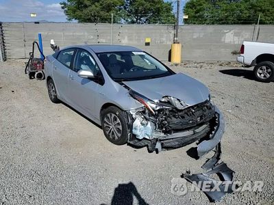 Zdjęcie 13 z 14 samochodu: 2016 TOYOTA PRIUS VIN:JTDKARFU2G3027973 - miniatura