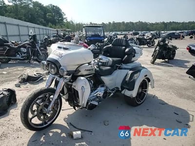 Zdjęcie 10 z 10 samochodu: 2020 HARLEY-DAVIDSON FLHTCUTGSE VIN:1HD1TBH13LB957038 - miniatura