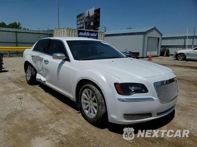 Zdjęcie 10 z 14 samochodu: 2012 CHRYSLER 300 LIMITED VIN:2C3CCACG7CH231775 - miniatura