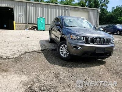 Zdjęcie 12 z 15 samochodu: 2018 JEEP GRAND CHEROKEE LAREDO VIN:1C4RJFAGXJC349136 - miniatura