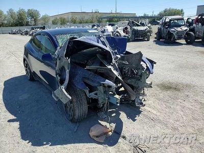 Zdjęcie 11 z 13 samochodu: 2022 TESLA MODEL Y VIN:7SAYGDEF8NF550948 - miniatura